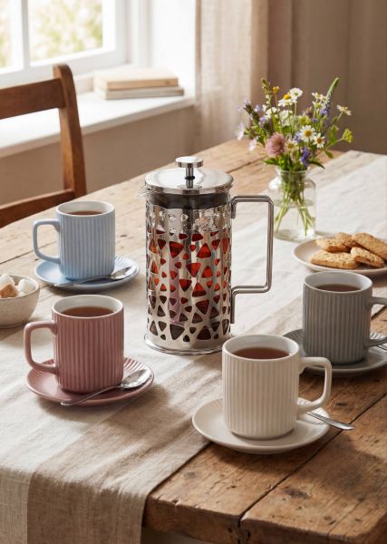 Стильные френч-прессы и фланелевые пледы