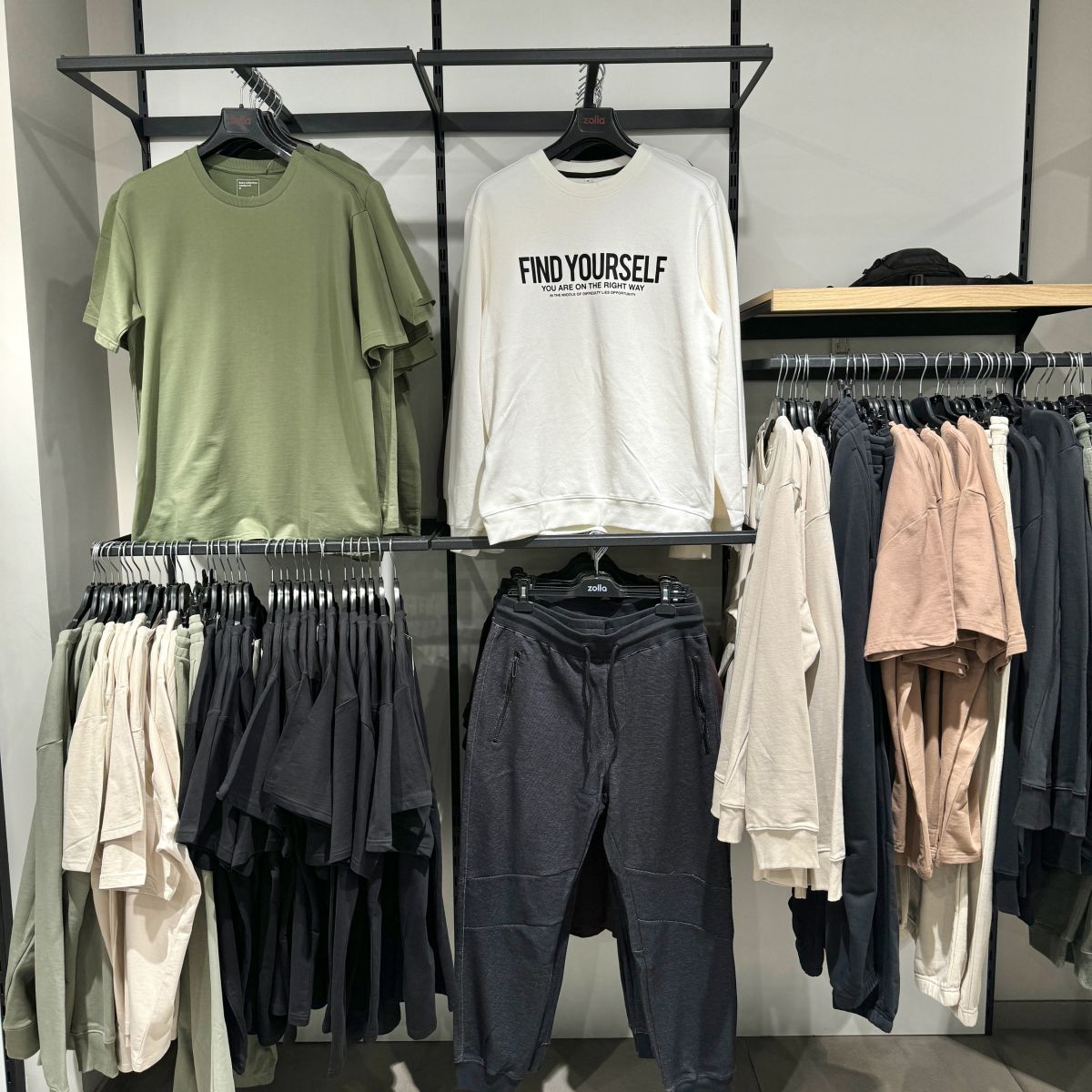 {name}